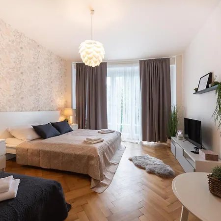 Luxury Apartment In Prime Location Prague Exterior photo