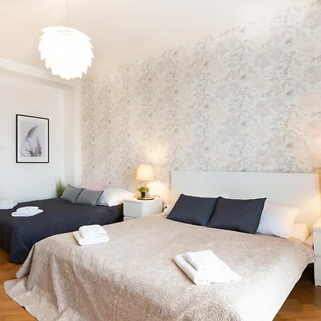 Luxury Apartment In Prime Location Prague Exterior photo